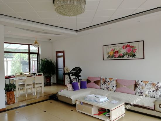 Qingshangouxuefeinjy — hotel in Kuandian