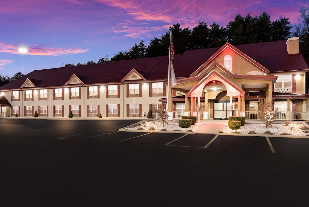 Red Roof Inn & Suites Corbin - photo 33