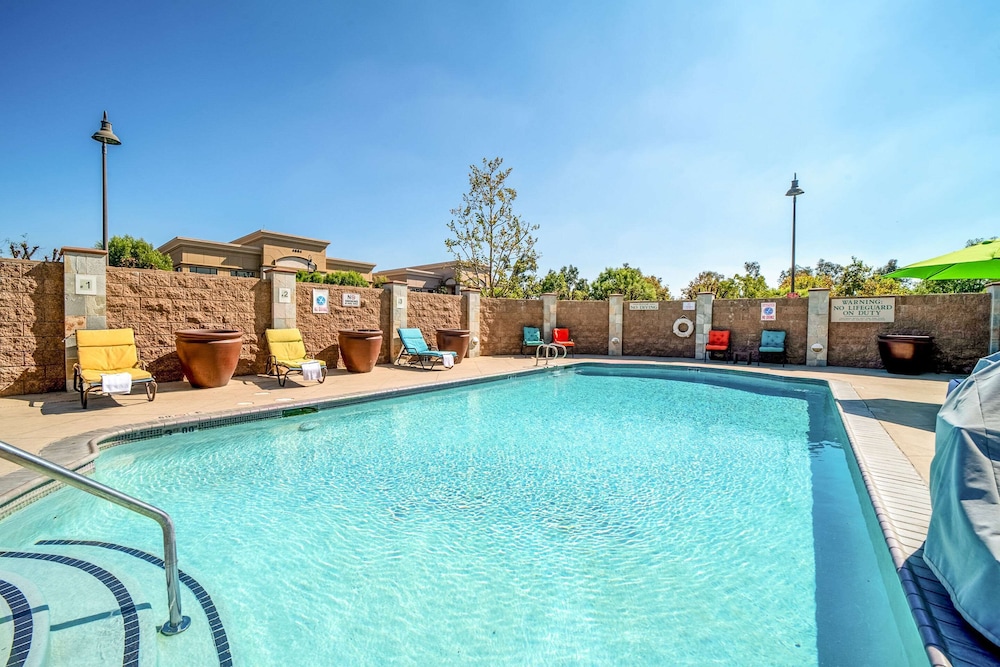 Country Inn & Suites by Radisson Ontario at Ontario Mills CA - photo 76