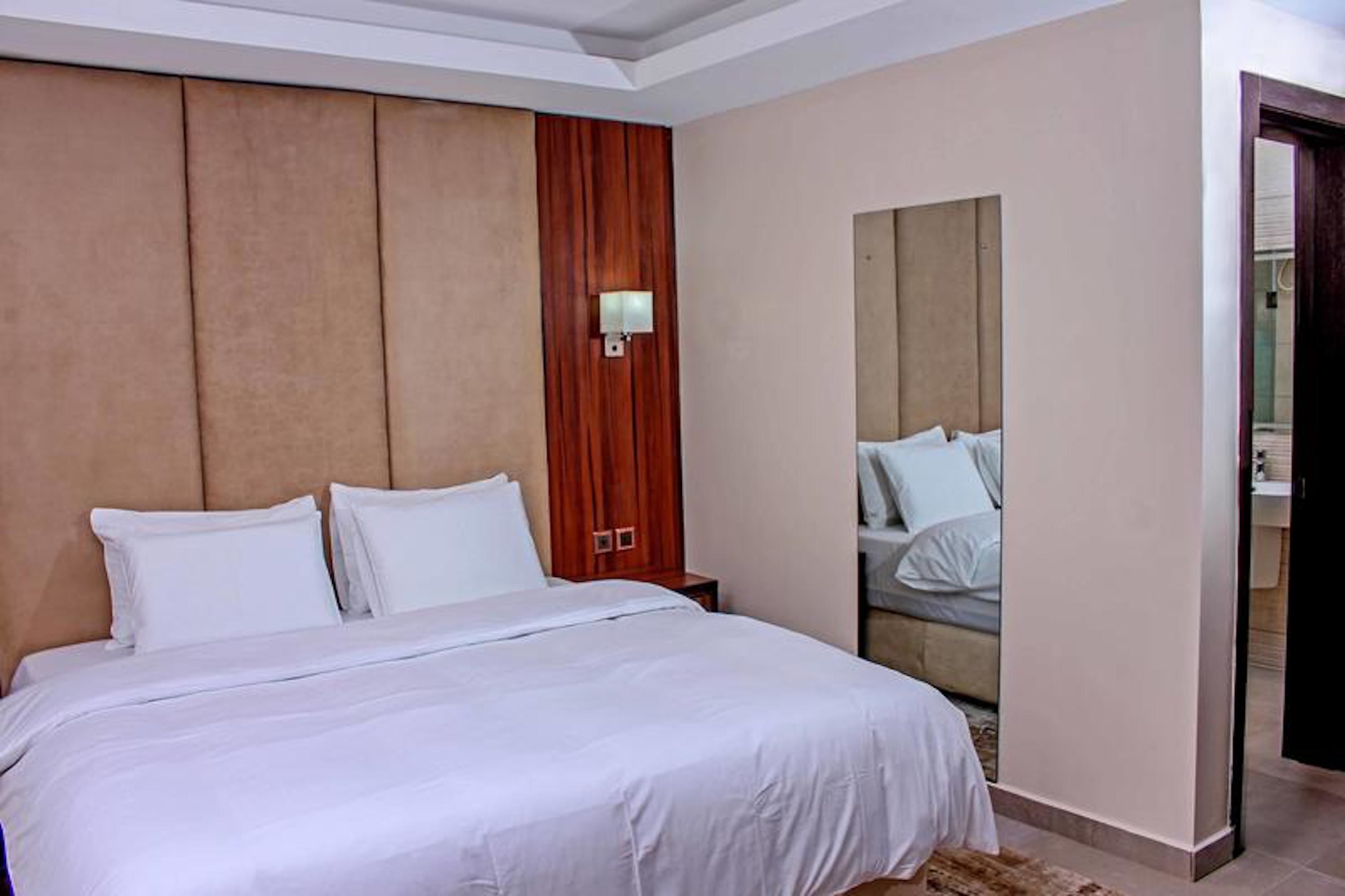 Joshesther Olive Hotel - last minute hotel in Lagos