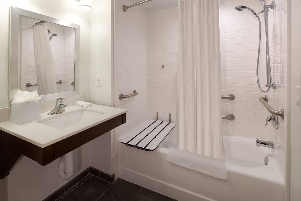 Four Points by Sheraton Cocoa Beach - photo 16