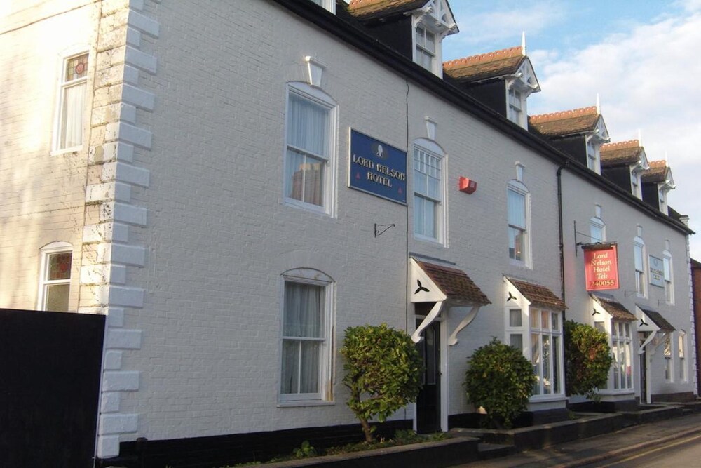 Lord Nelson Hotel — hotel in Telford