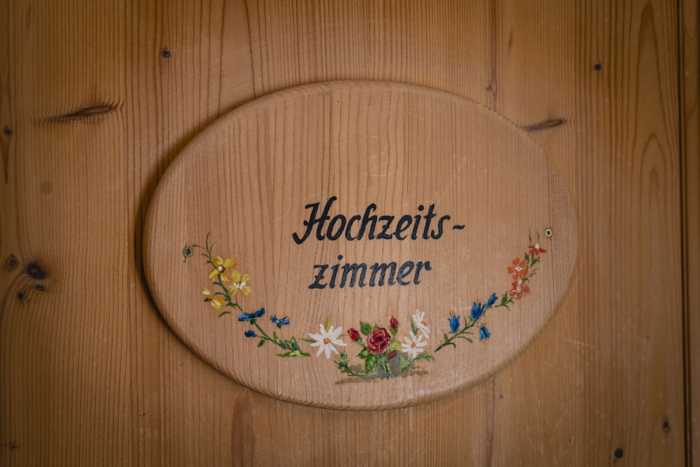 Altsachsischer Gasthof Kleines Vorwerk — Sayda