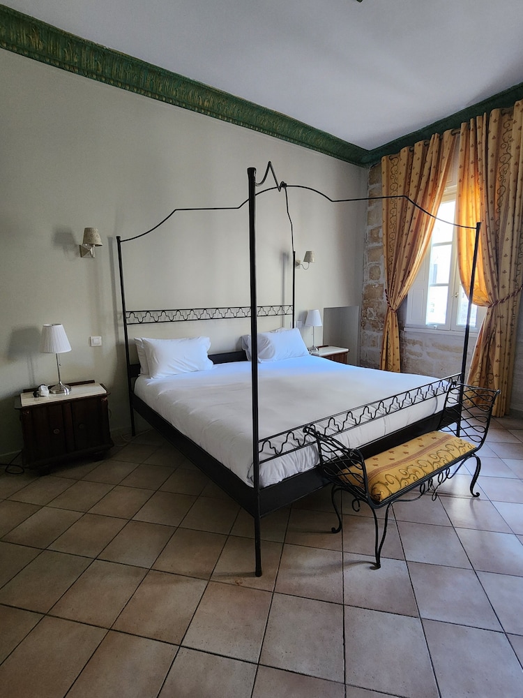 Hôtel du Palais des Papes — Avignon — photo 4