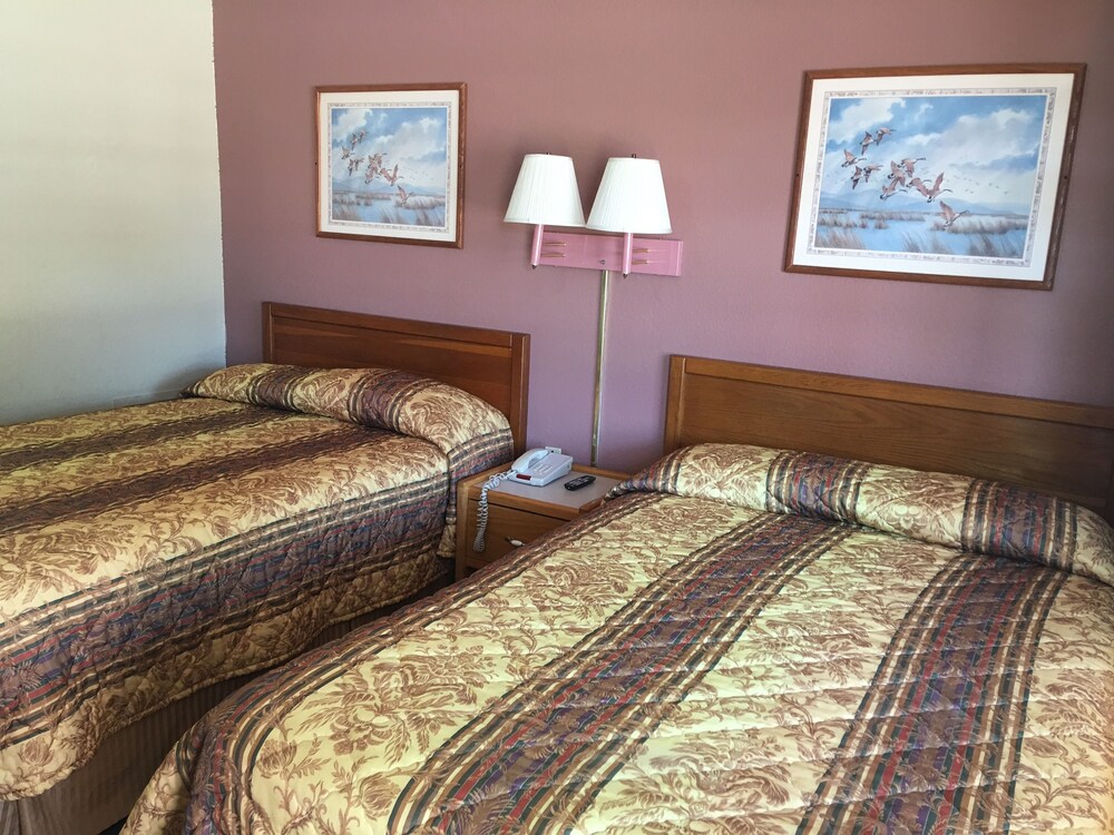 Best Value Inn Motel Sandusky - photo 24