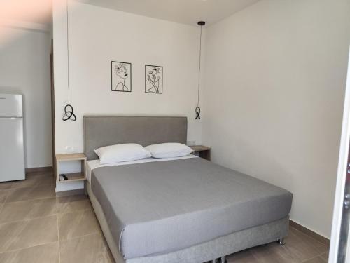 Ariadne's Garden - carbon neutral hotel in Unknown City