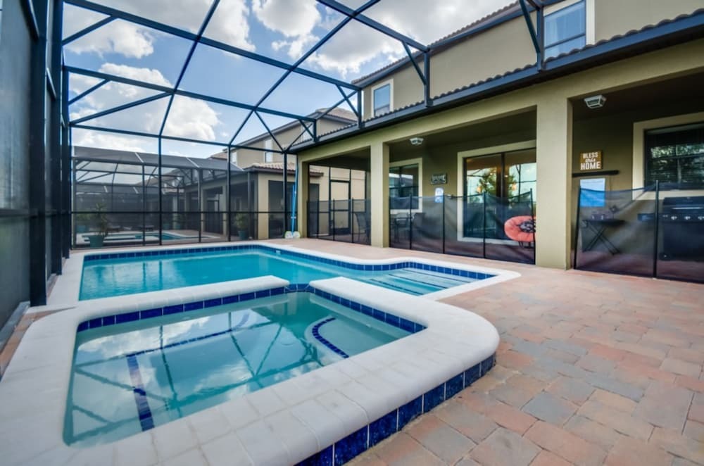Ultimate Champions Gate Resort 8 Bedroom 5 Bath - photo 11