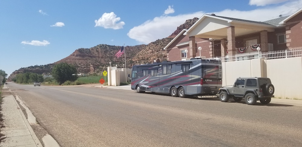 Zion's Most Wanted Hotel - photo 69