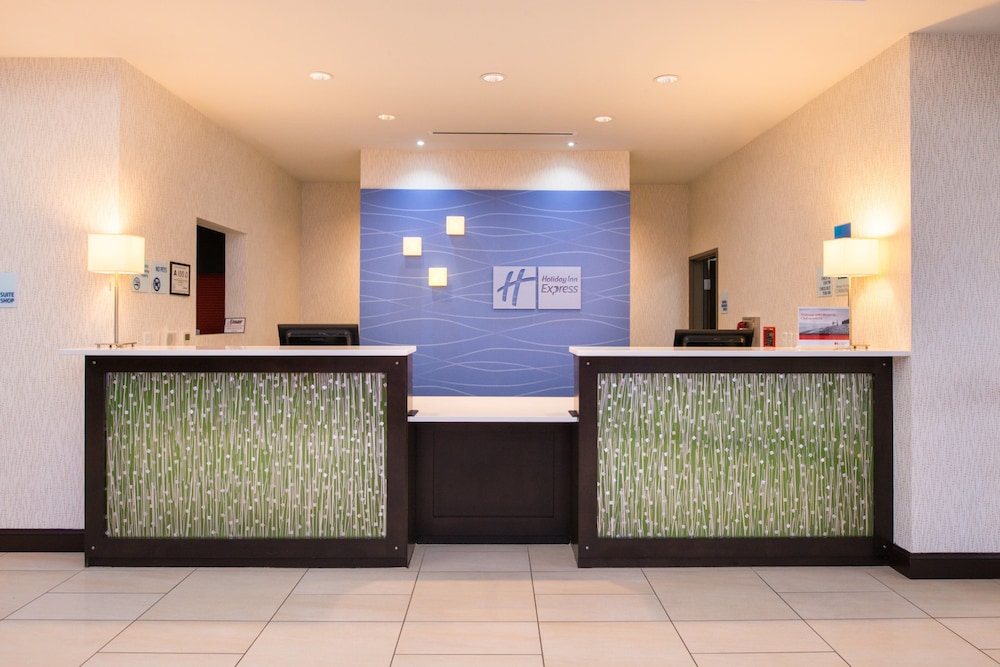 Holiday Inn Express Hotel & Suites Monroe - photo 68