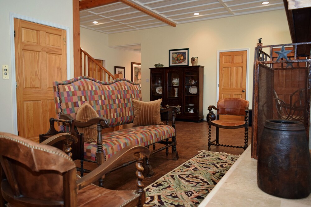 Double Dog Inn - photo 86