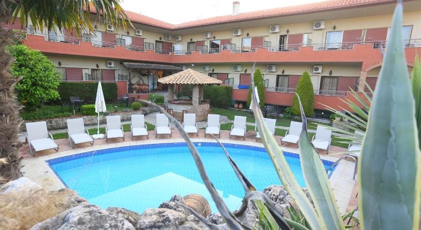 Hotel Zeus - carbon neutral hotel in Afytos