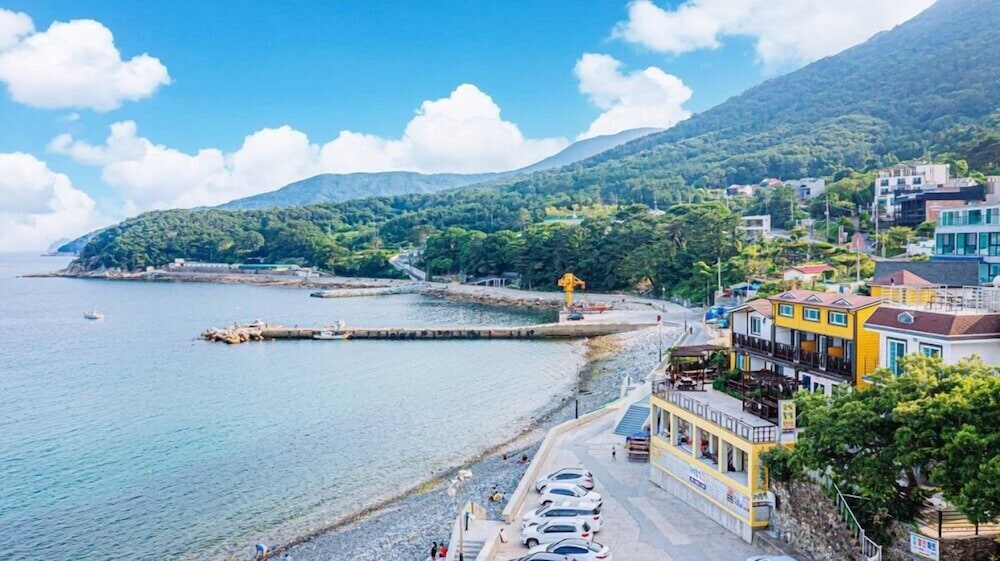 Golden wave pension — 4-Star Luxury Hotel in Kyosai, South Korea