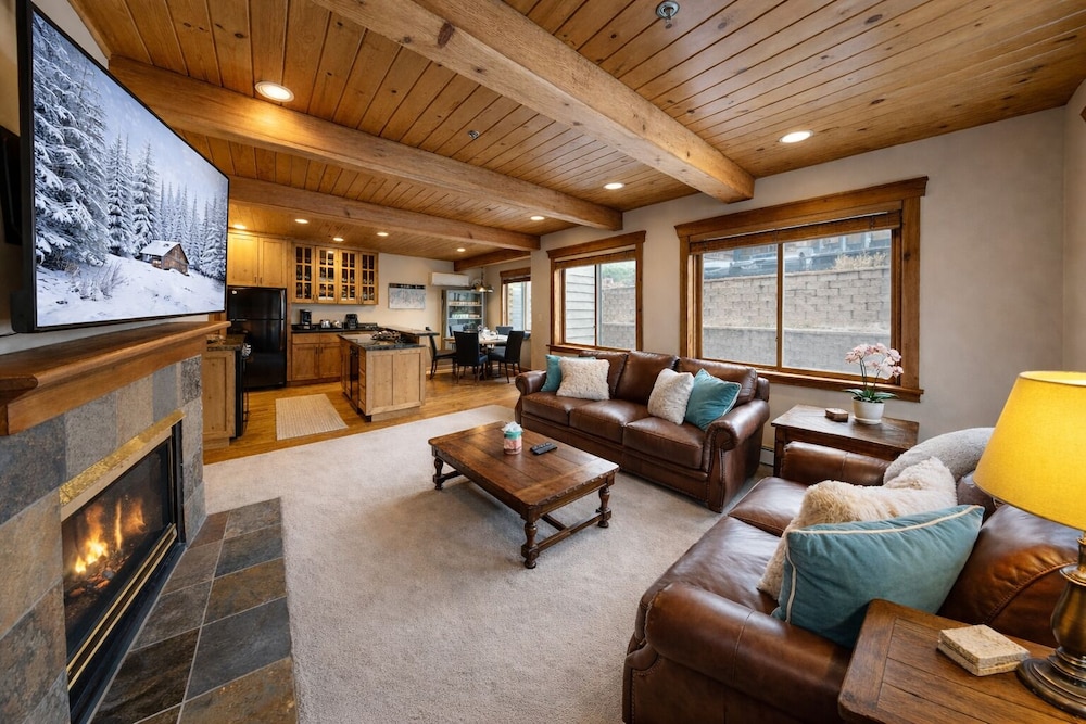 Settlers 2 Bedroom Condo by RedAwning — 4-Star Luxury Hotel in Bridgeport, United States