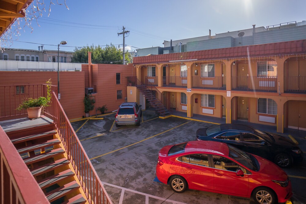 Inn at Golden Gate - photo 37