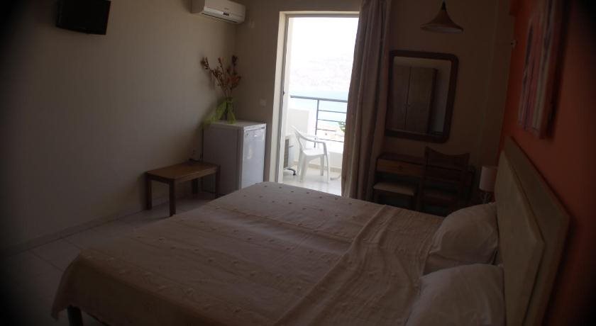 Iolkos Hotel — Karpathos — photo 2