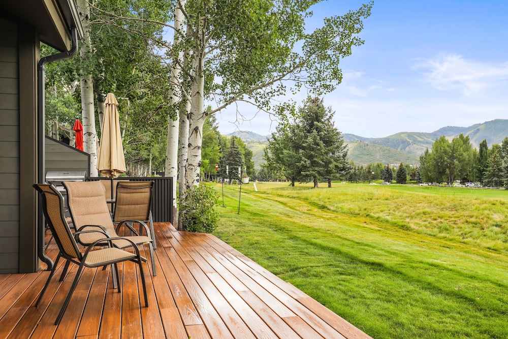 Fairway Village 2570 - photo 38