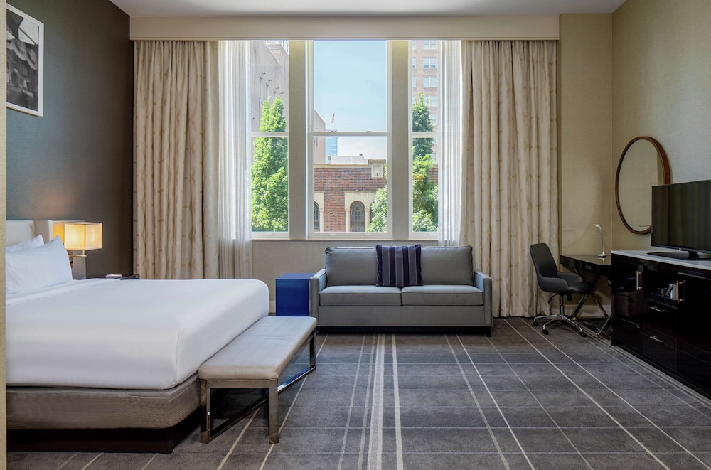 Hilton Richmond Downtown - photo 13