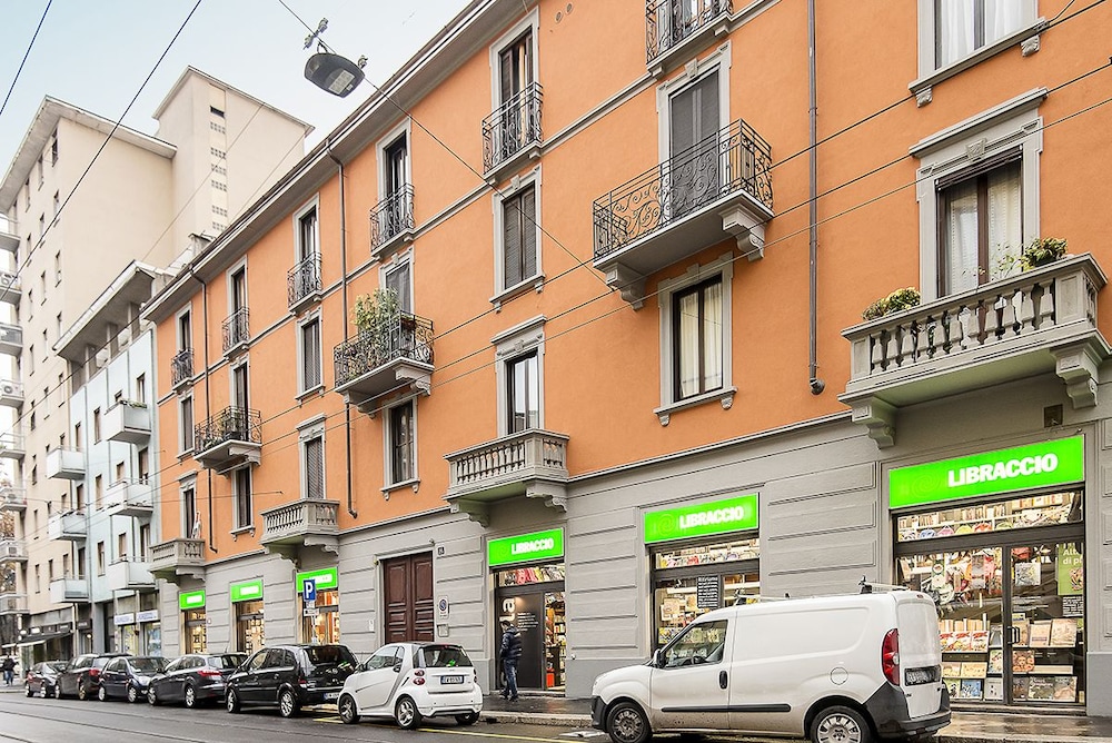 Shortstays Vittoria Arconati — 4-Star Luxury Hotel in Milan, Italy