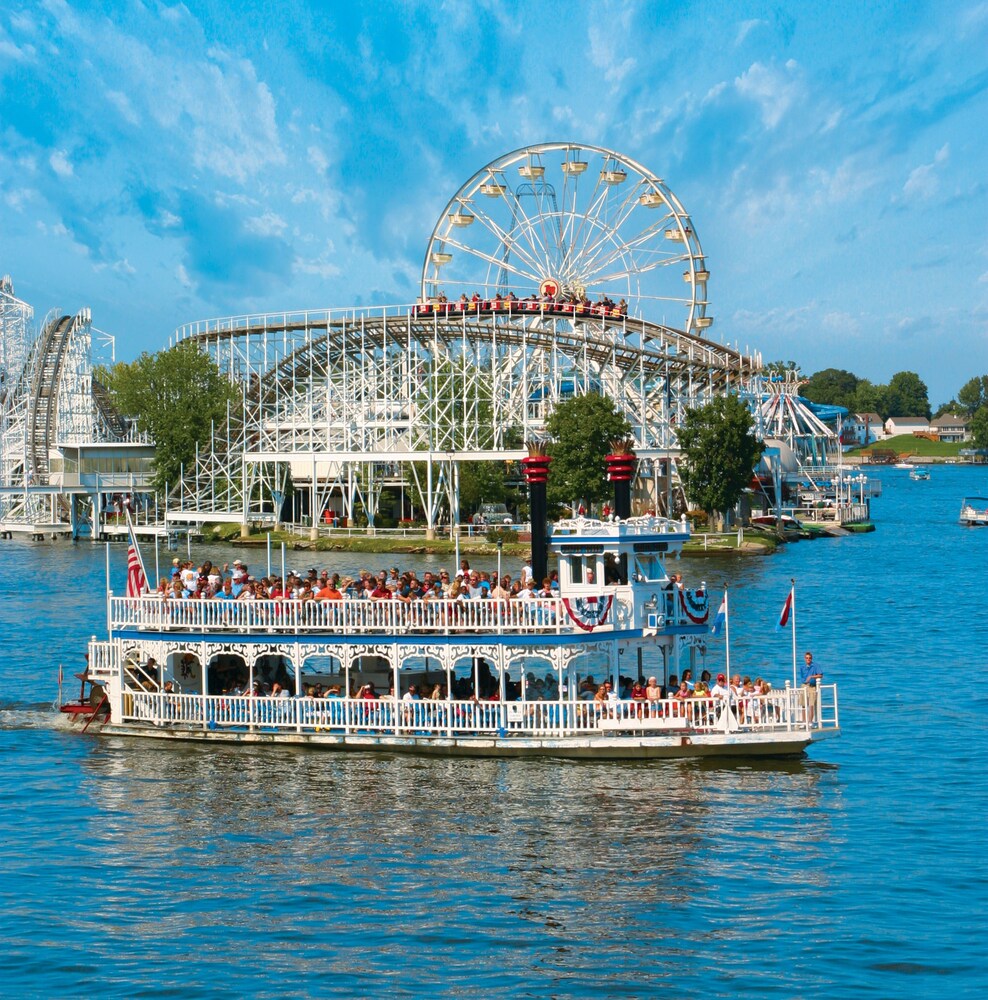 Indiana Beach Accommodations in Monticello, United States