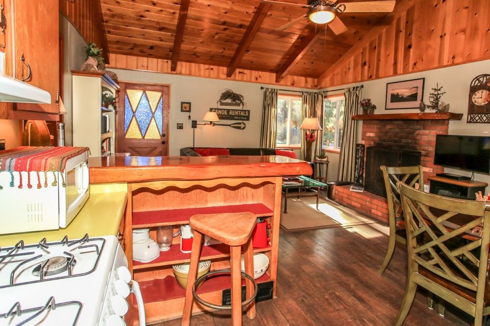 Bay Breeze Hideaway - photo 24