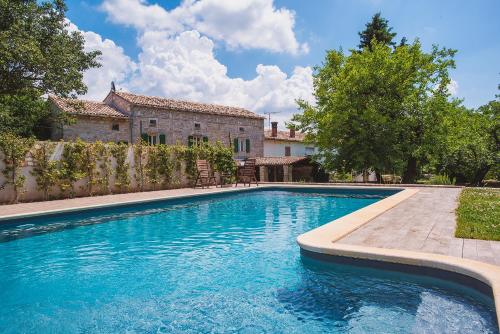 Villa Krase — 4-Star Luxury Hotel in Svetvincenat, Croatia