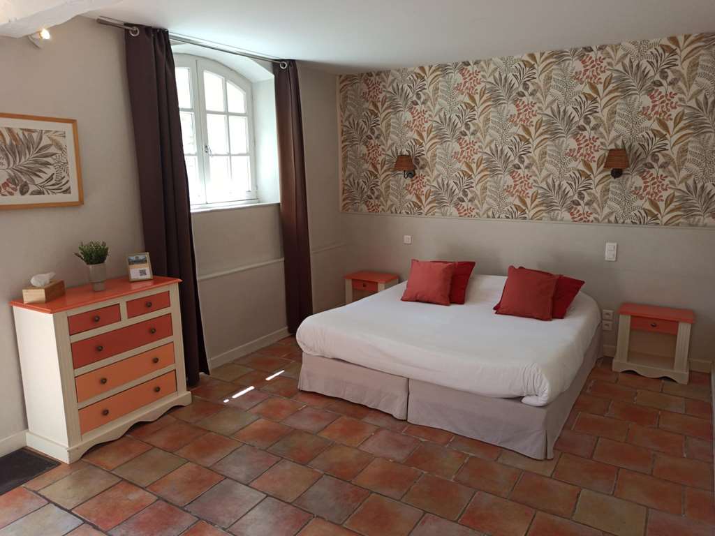 Le Prince Noir - carbon neutral hotel in Agen