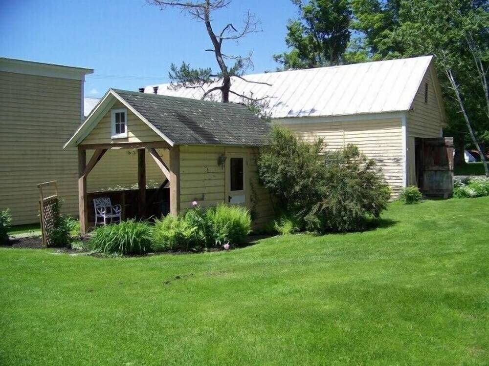 VanWinkle Inn - photo 40