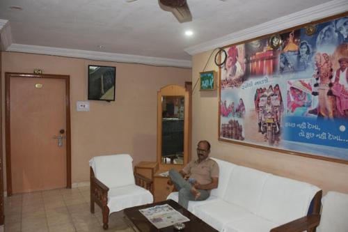 Hotel Prashant International 21419074 — Gandhidham