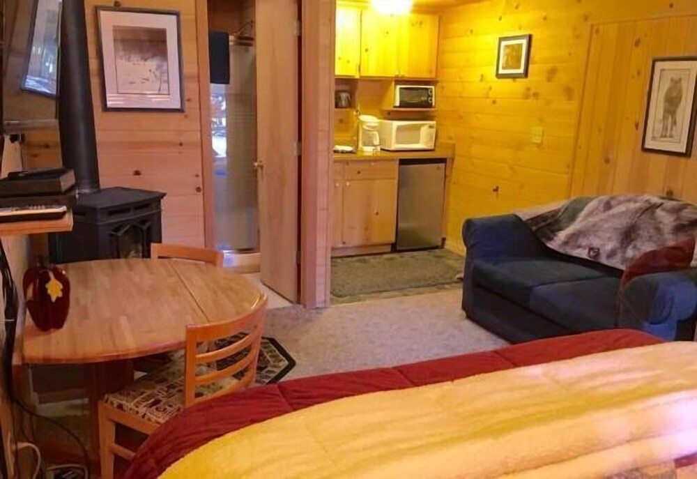 Holly's Place - photo 20