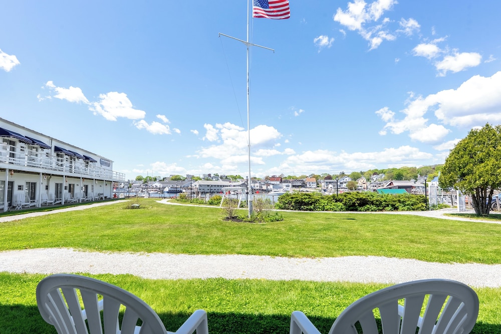 Boothbay Harbor Inn - photo 52