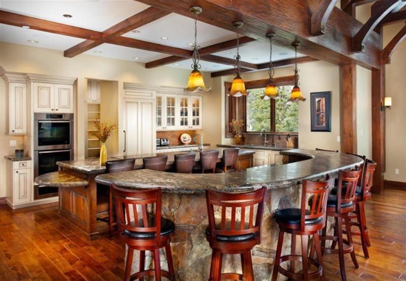 5 O Clock Lodge Peak 8 Private Home by Pinnacle Lodging
