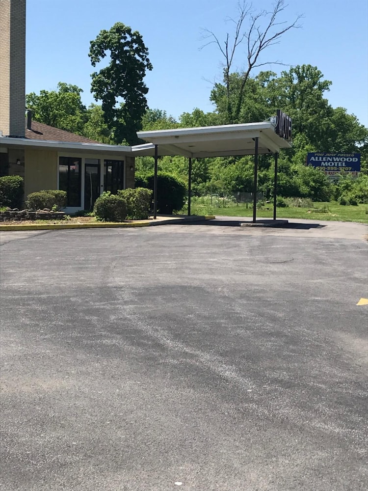 Allenwood Motel - photo 32