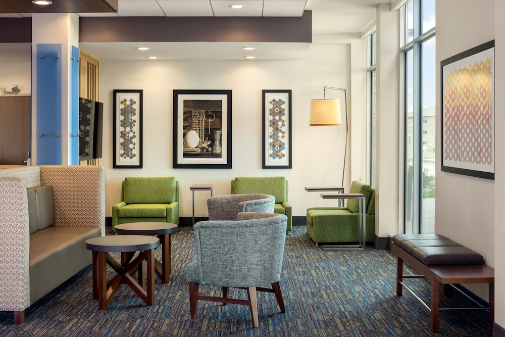 Holiday Inn Express & Suites West Des Moines Jordan Creek by IHG - photo 37