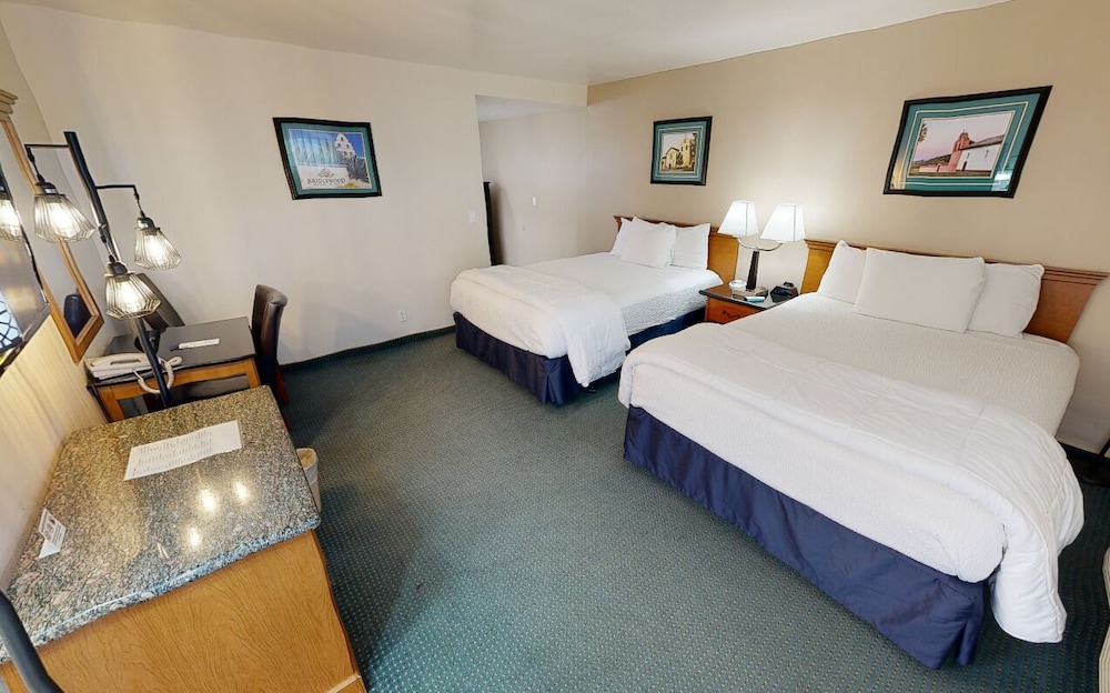 King Frederik Inn - photo 25