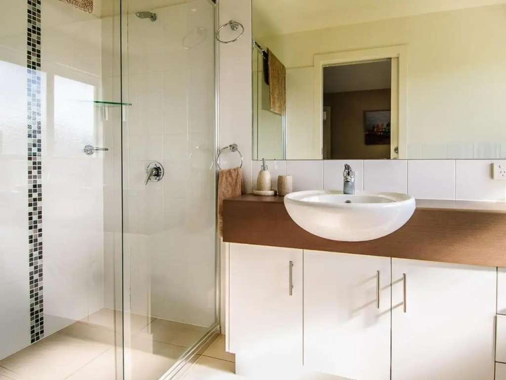 High Tide - carbon neutral hotel in Cowes