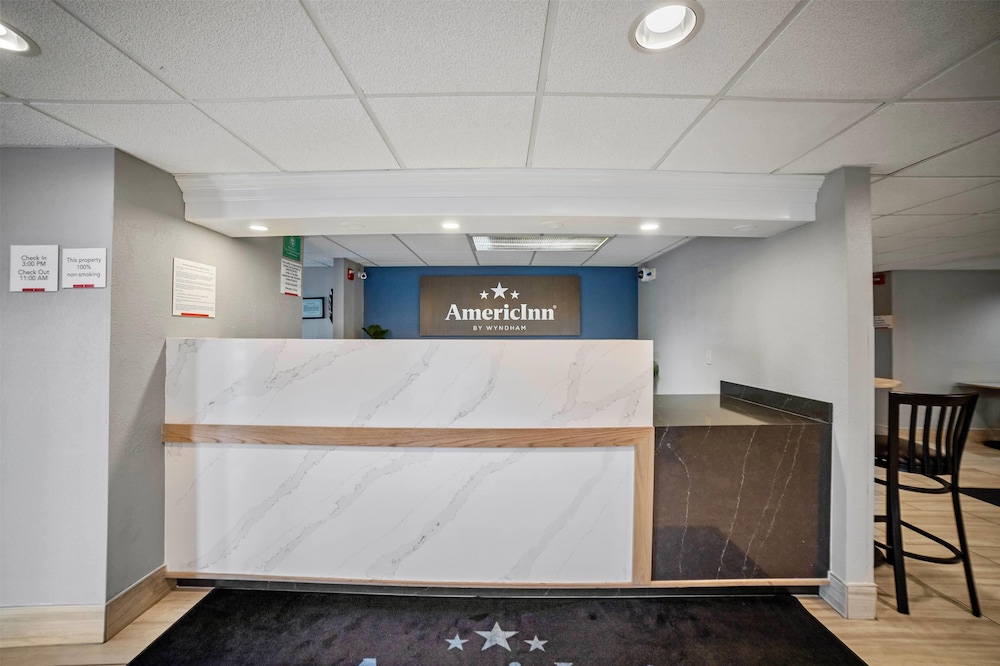 AmericInn by Wyndham Beloit - photo 4