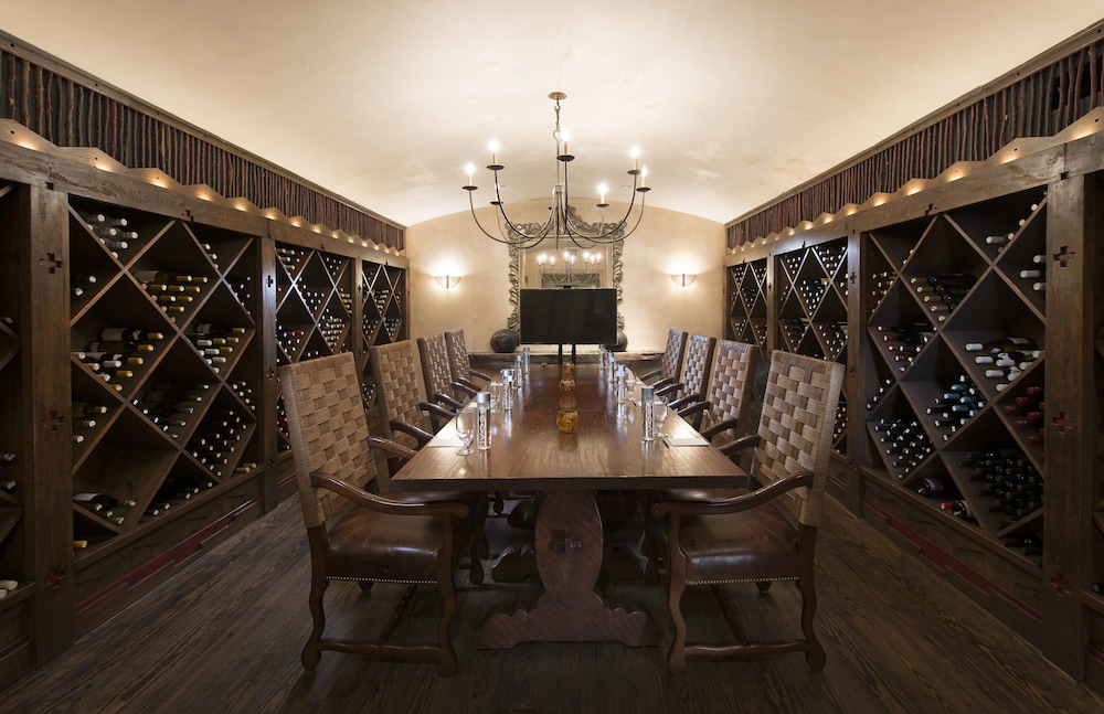 Rosewood Inn of the Anasazi - photo 35
