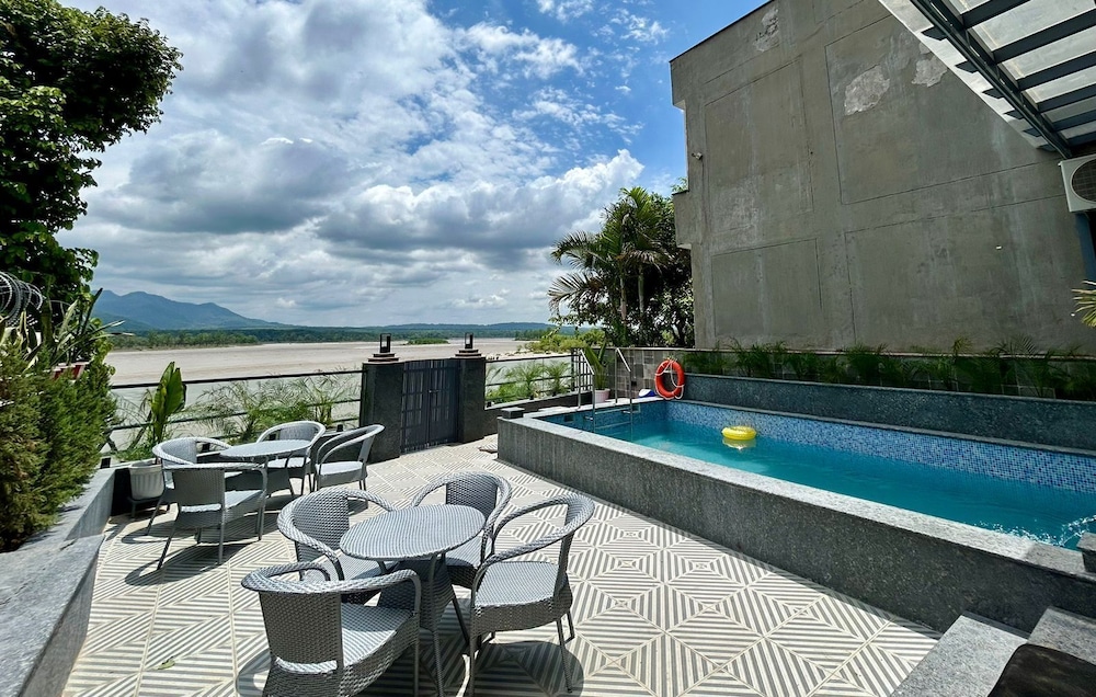 Ganga Euphoria A Luxury Villa on the Ganges — 4-Star Luxury Hotel in Rishikesh, India