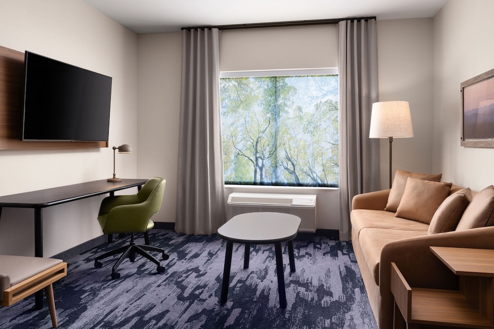 Fairfield by Marriott Inn & Suites Waycross - photo 8