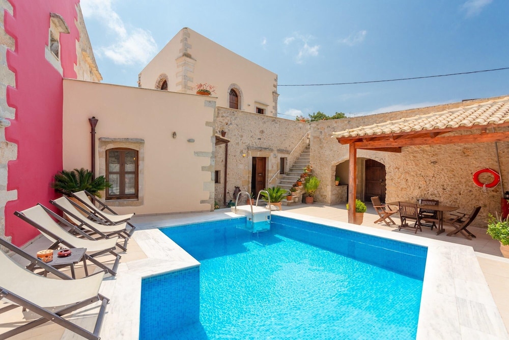 Archontiko Galliaki — hotel in Keratsini