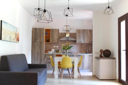 Acquachiara Home Giardino e posto auto privato — 4-Star Luxury Hotel in Villasimius, Italy