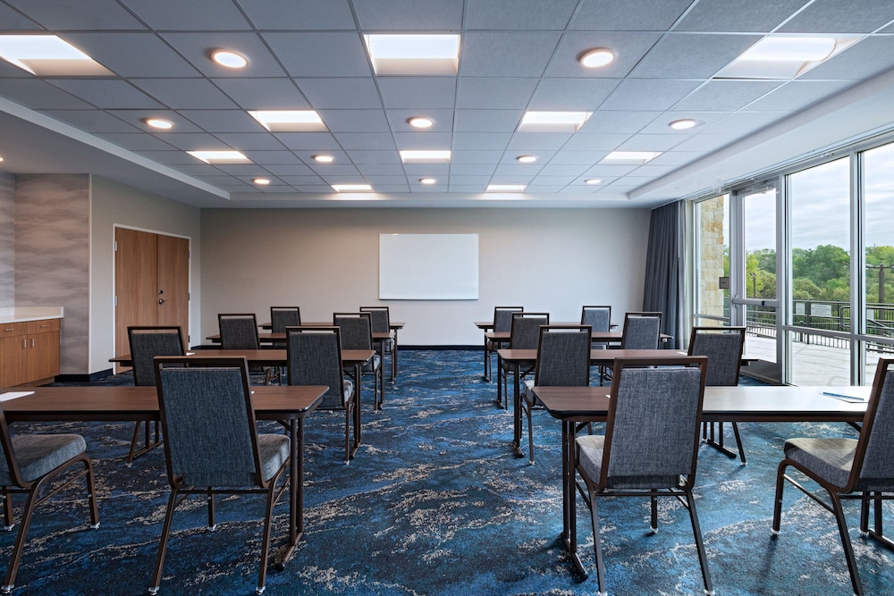 Fairfield by Marriott Inn & Suites Austin Georgetown - photo 23