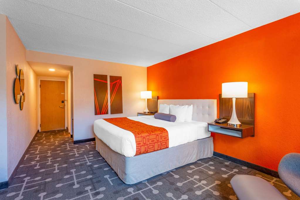 Howard Johnson by Wyndham Portsmouth - photo 10