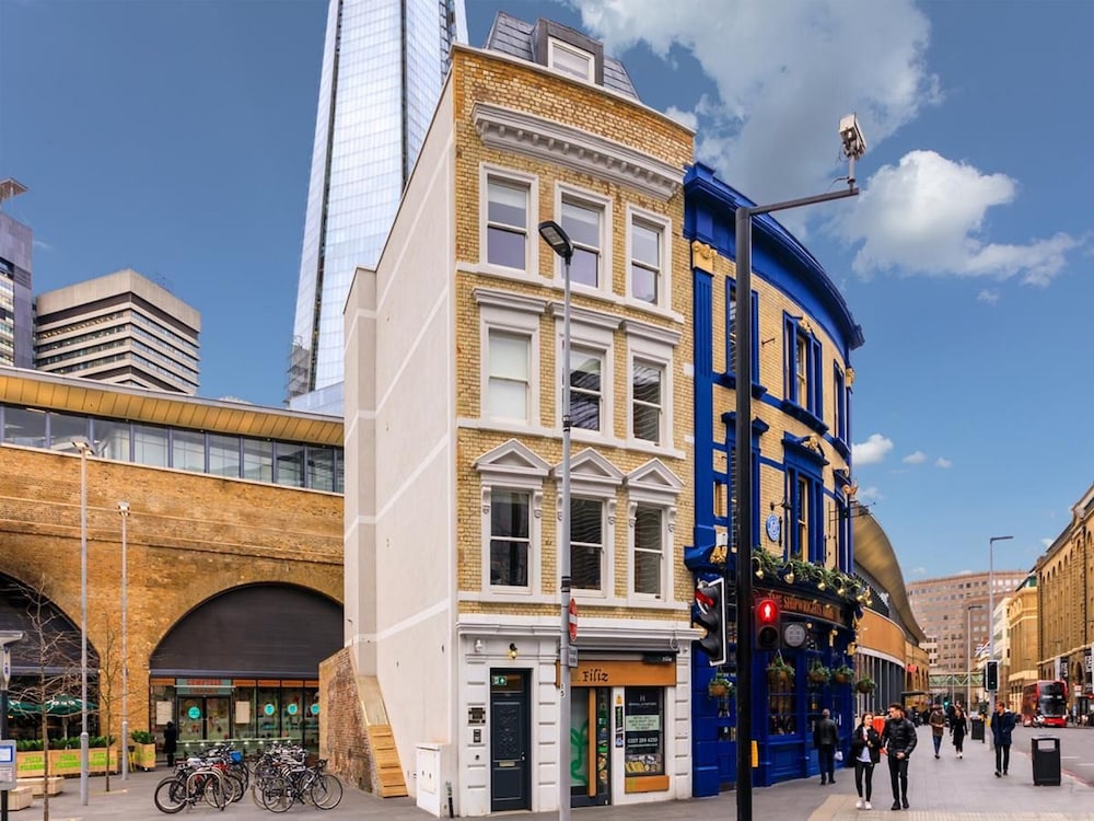 London Bridge Boutique by Viridian Apartments — 4-Star Luxury Hotel in London, United Kingdom
