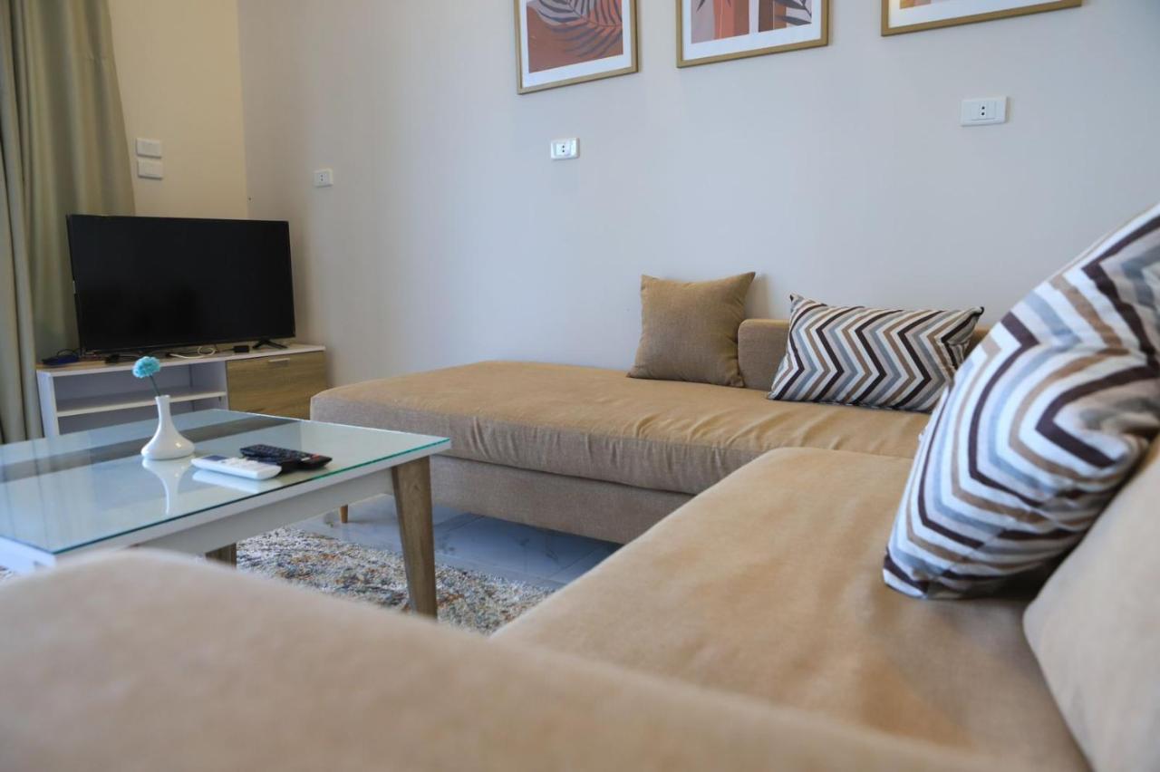 Royal Nile Villas Nile View Apartment 2
