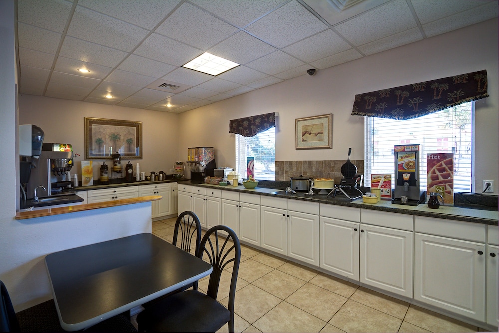 Quality Inn Kennedy Space Center - photo 61