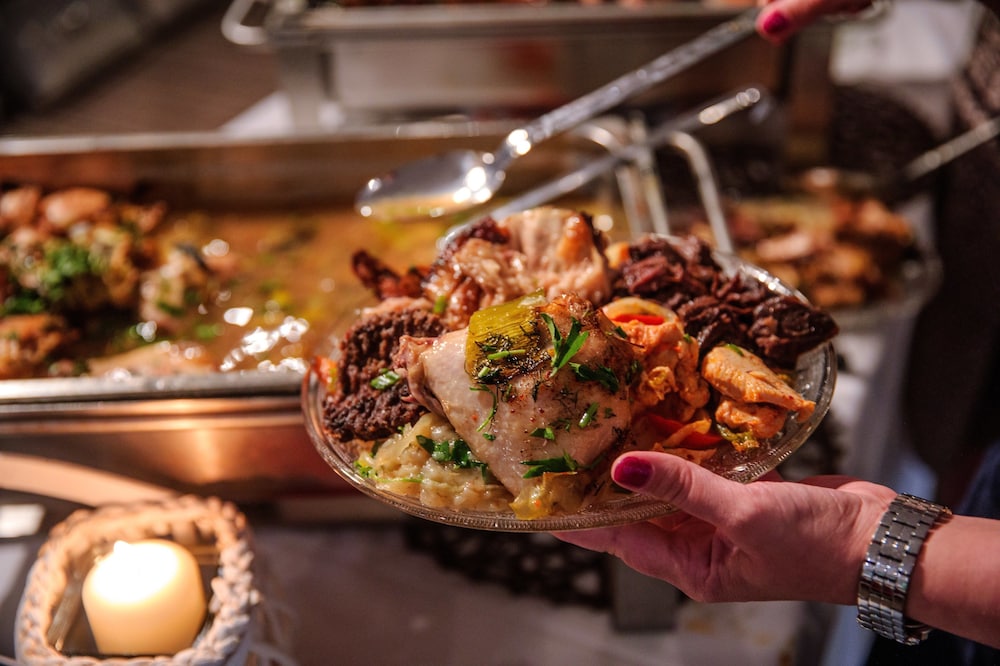 מזון ומשקאות