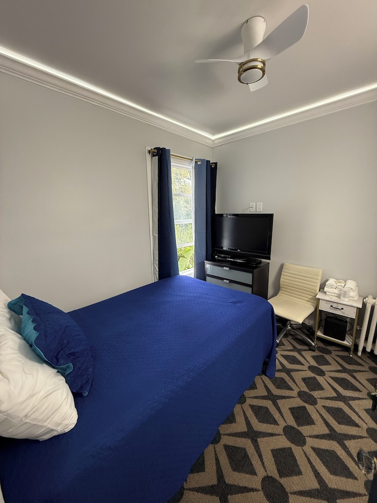 Twin Peaks Hotel - photo 15