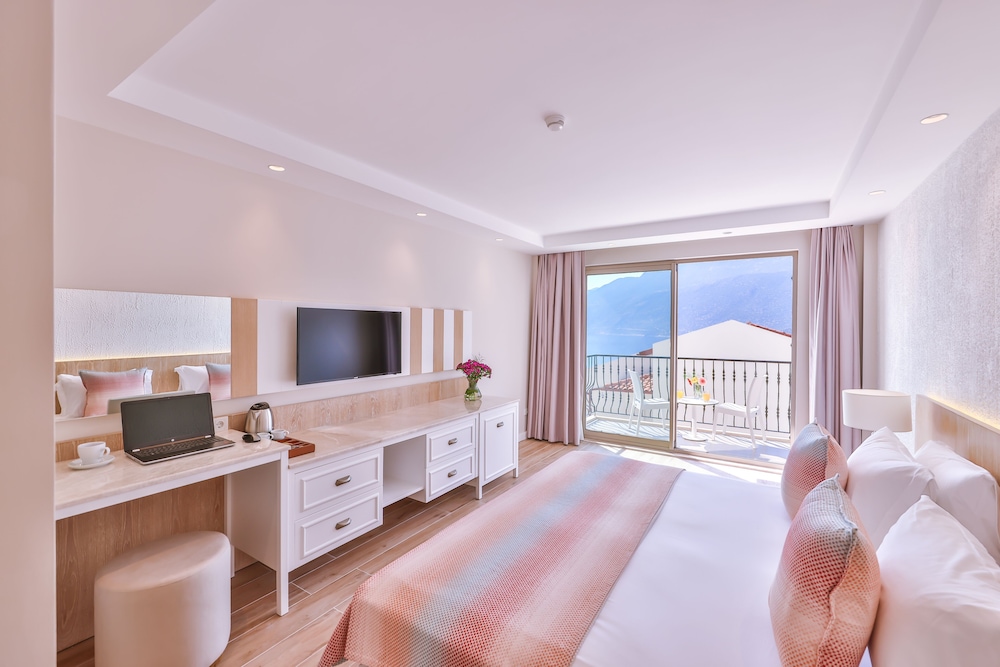 Hilaris Hotel — Kas — photo 3