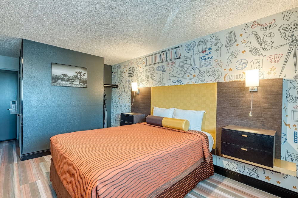 La Mirage Inn Hollywood - photo 6